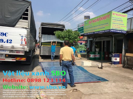 tam lop policarbonate lay sang thong minh 10