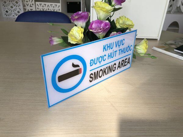 bảng báo khu vực được hút thuốc