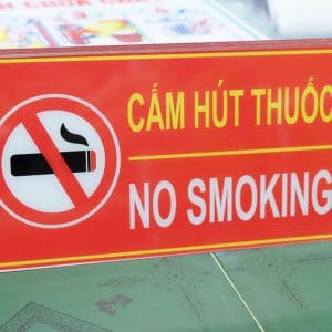 Bảng cấm hút thuốc mica