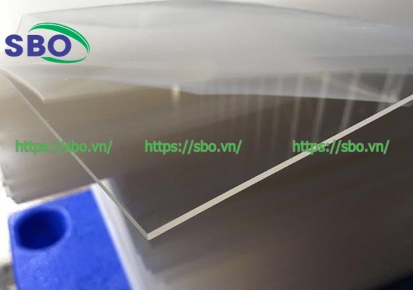 Tấm mica chống trầy