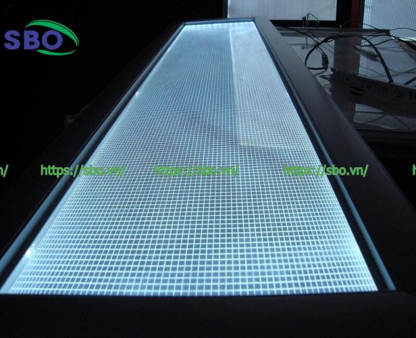 Tấm mica dẫn sáng