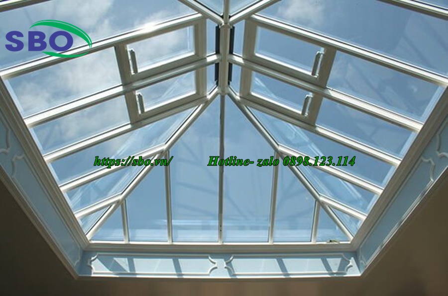 Mái che bằng tấm nhựa Polycarbonate