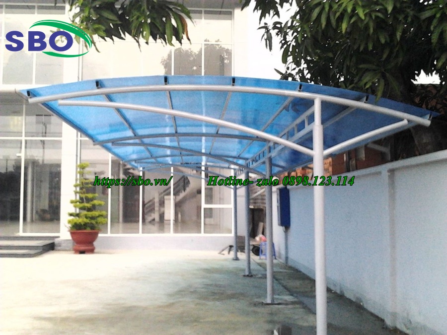 Mái che bằng tấm nhựa Polycarbonate