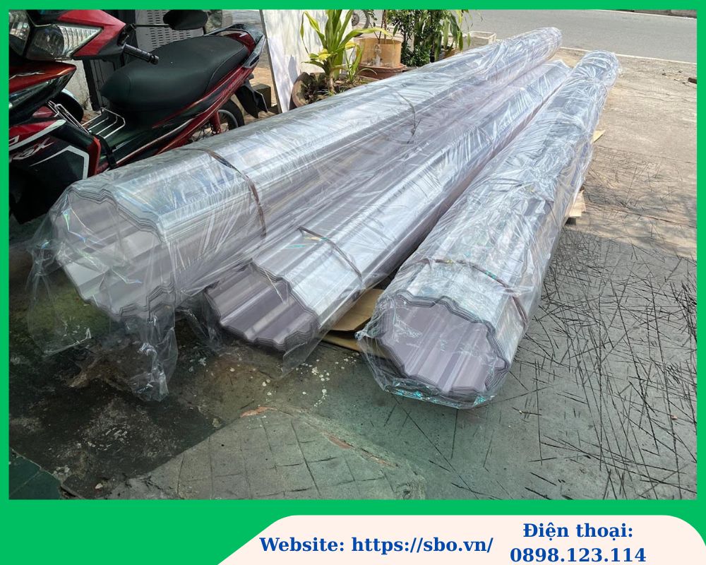 Tấm lợp lấy sáng dạng sóng