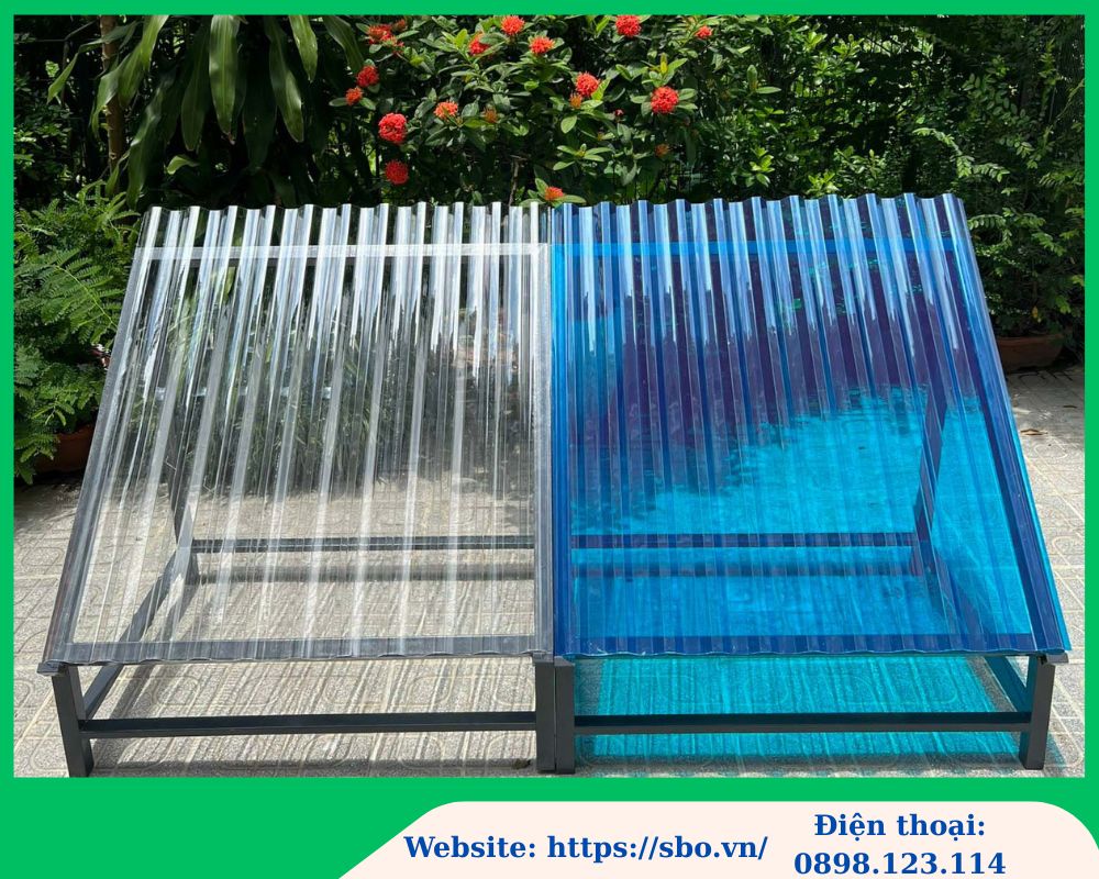 Tấm lợp lấy sáng dạng sóng