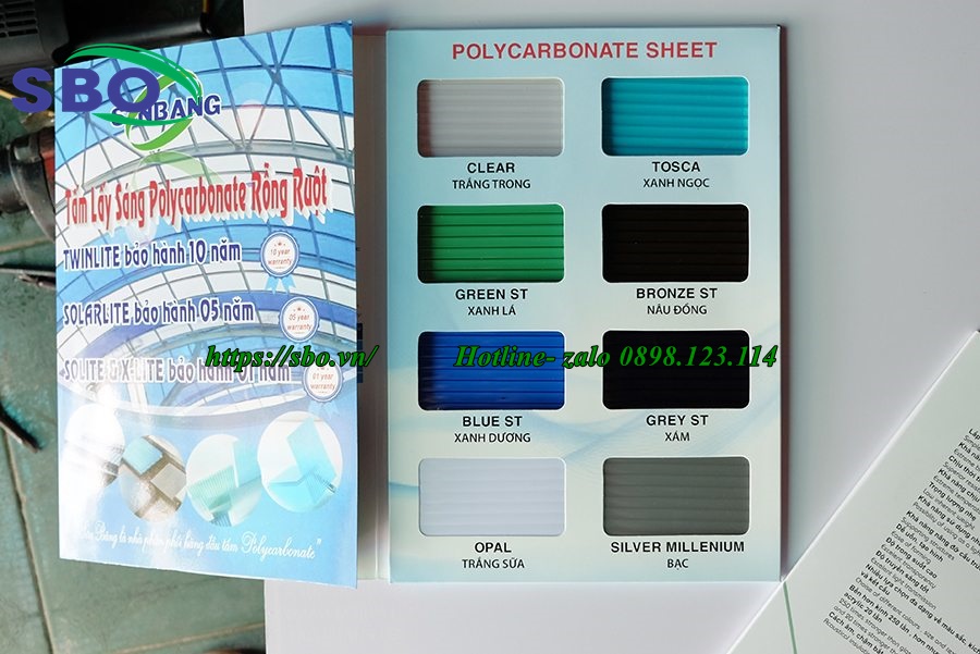 Thành phần, kích thước và màu sắc của tấm poly rỗng ruột