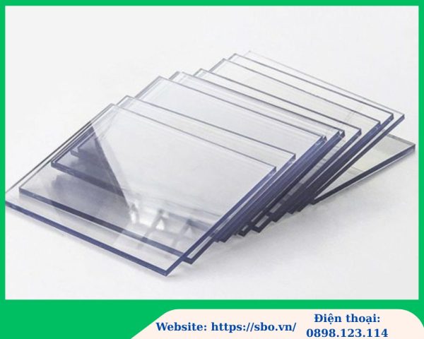 Tấm nhựa lấy sáng poly trong suốt