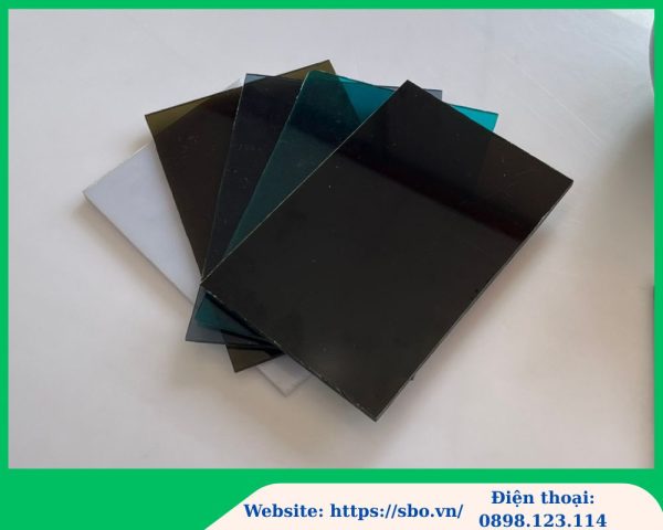 tấm polycarbonate đặc ruột 8mm; tấm poly đặc 8mm