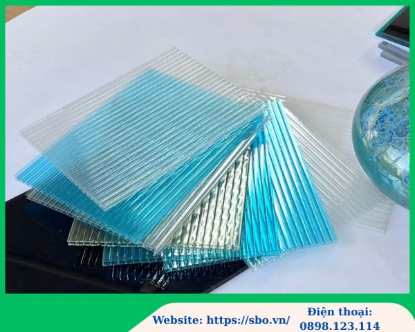 Tấm Polycarbonate rỗng 4.5mm Solmart