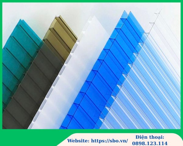 Tấm Polycarbonate rỗng 4mm Solmart