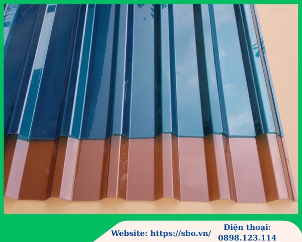 Tôn lấy sáng polycarbonate 9 sóng vuông