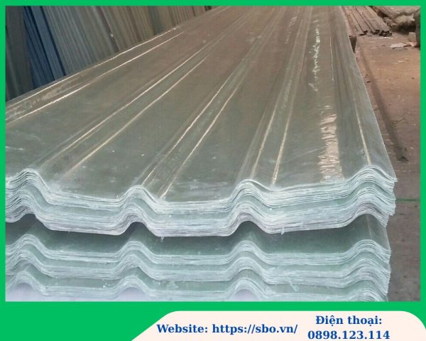Tôn, tấm lợp lấy sáng sợi thủy tinh